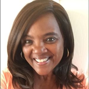 Meet your Posher, Paula